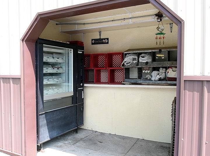 自動(dòng)售貨機,自動(dòng)售賣(mài)機,自動(dòng)售貨機價(jià)格,廣州售貨機,無(wú)人售貨機,智能自動(dòng)售貨機加盟,自動(dòng)販賣(mài)機,飲料自動(dòng)售貨機,廣州富宏智能售貨機